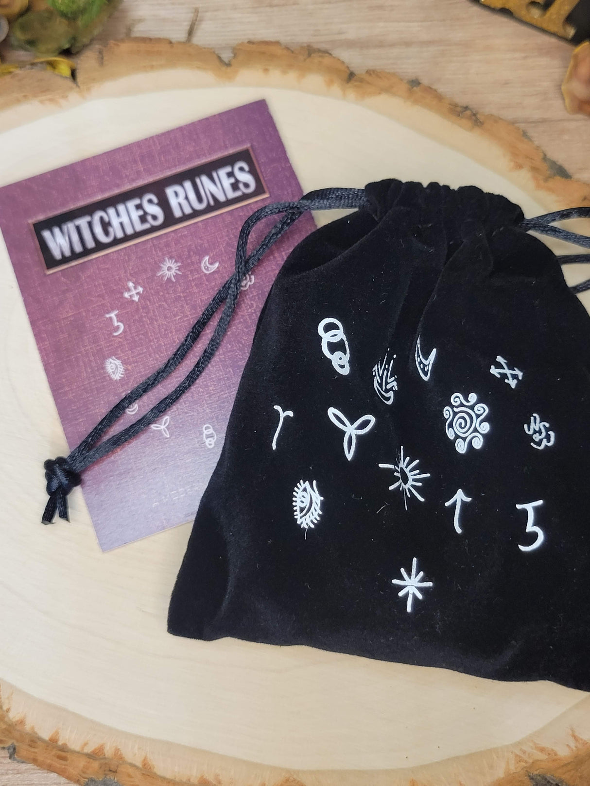 Wood Witch Runes, Engraved Gypsy Symbol for Meditation Divination, with Drawstring Storage Cloth Bag & Triple Moon Goddess