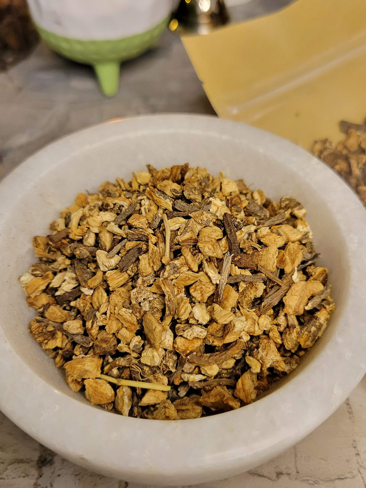 Angelica Root 1oz Cut and Sifted, Magical Decoration Herbs for Rituals & Crafts, Unique Gift for Witches Herbalists