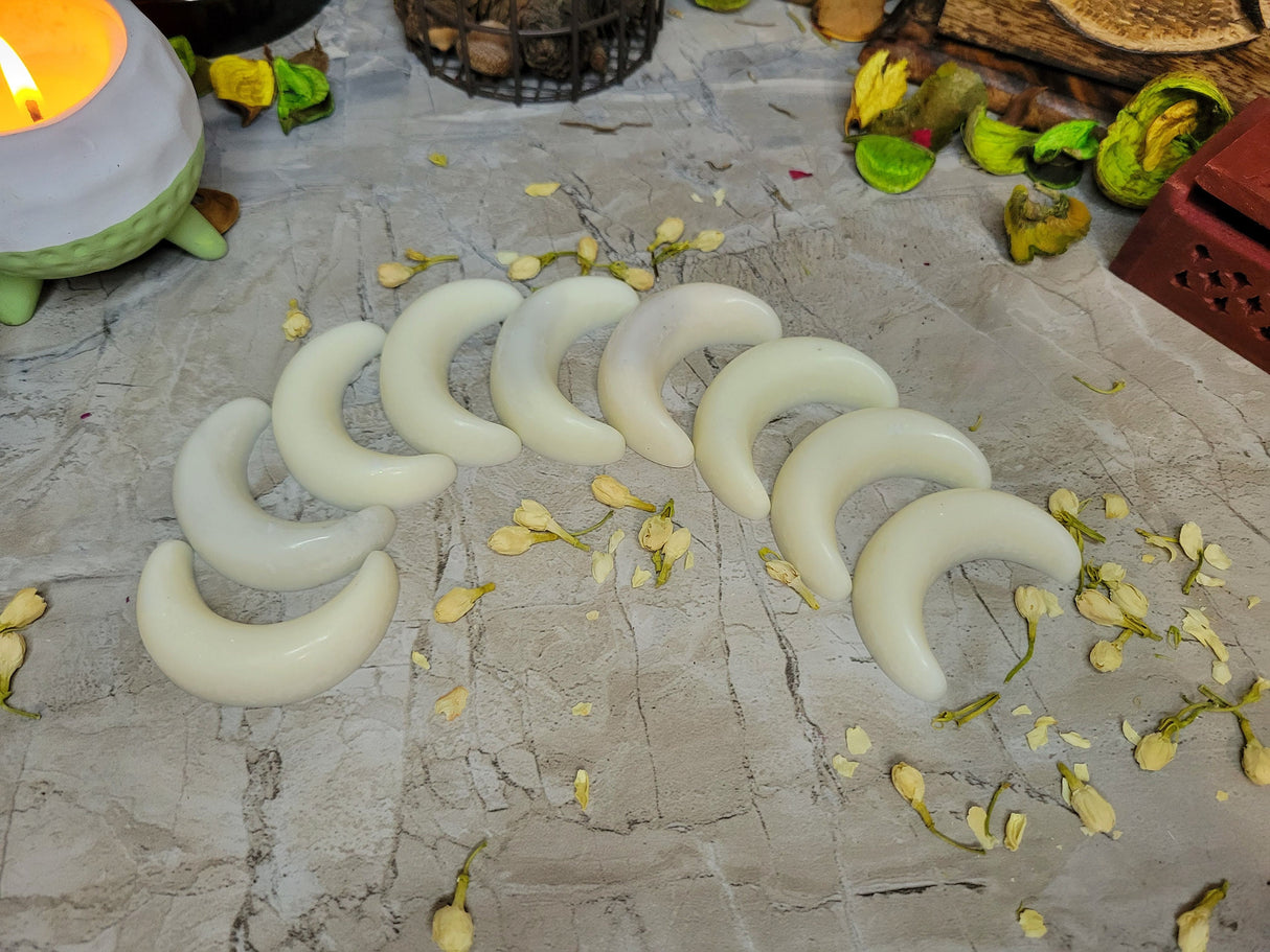 Moon Wax Melts: Scented Soy Wax, Essential Oils (9 Moons)