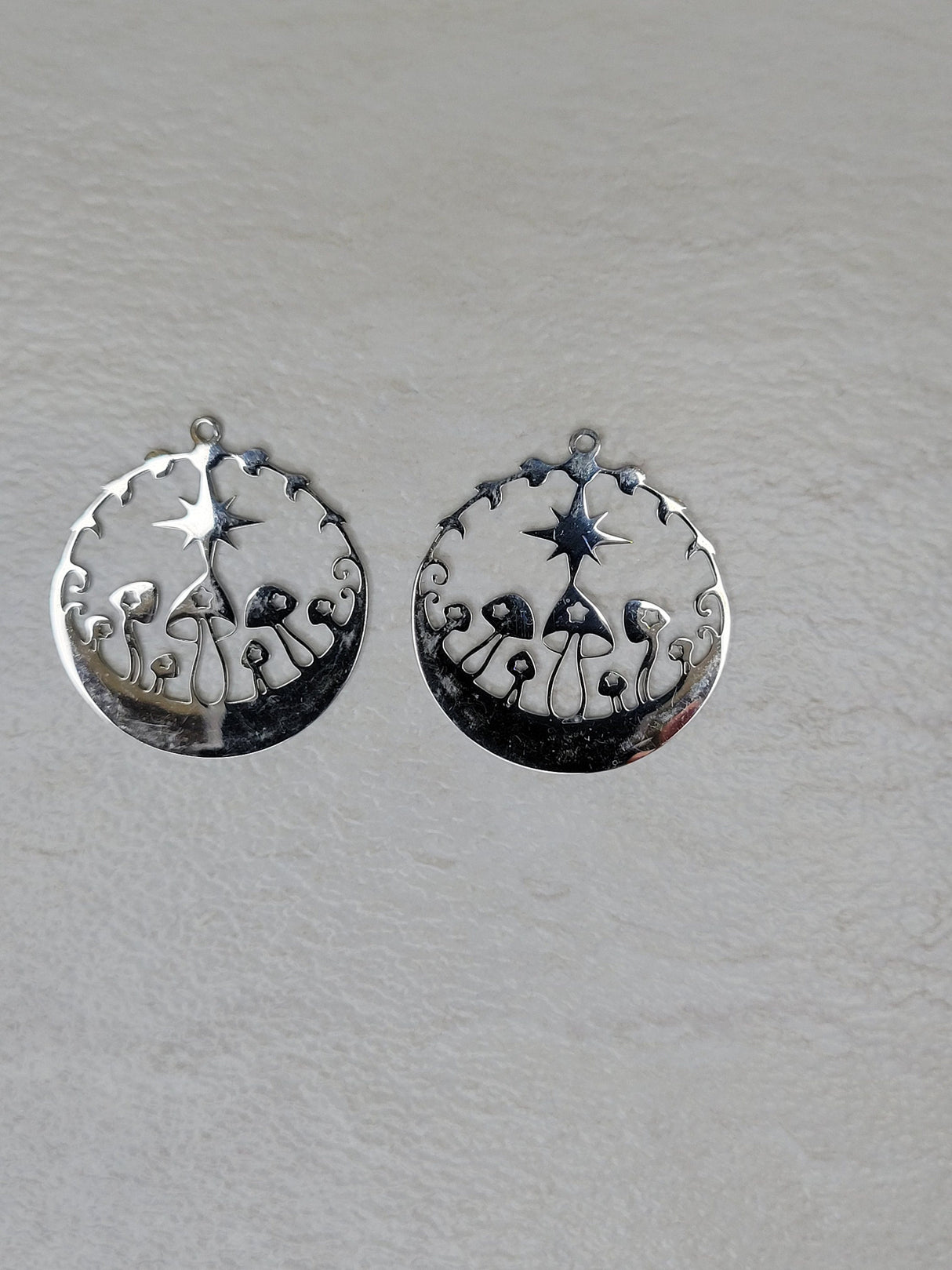 Star mushroom charms, jewelry making, round nature charm