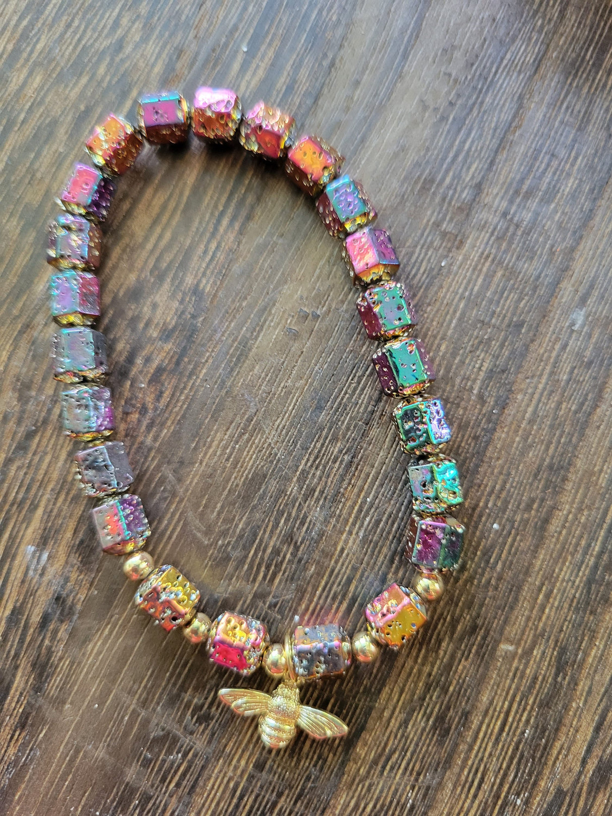 Lava Rock Hexagon Bead Bracelet: Bee Charm Oil Diffuser