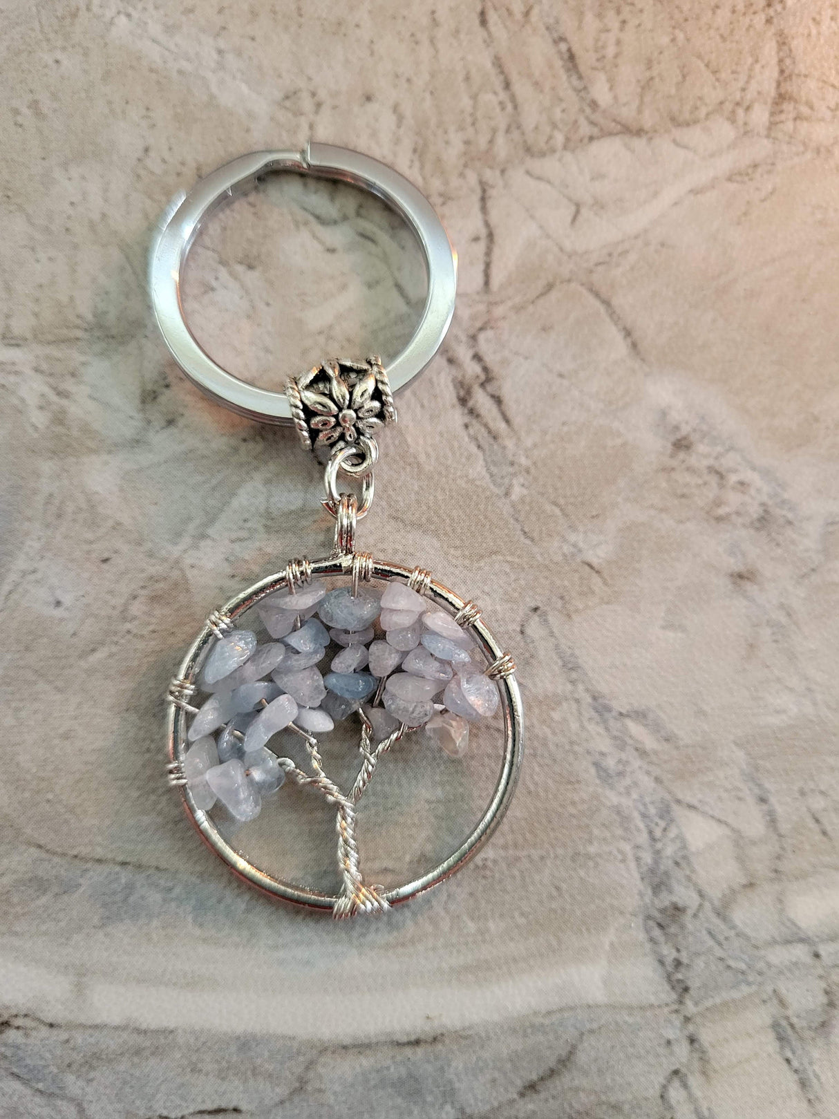 Natural and synthetic mixed stone keychain, flat round with tree of life