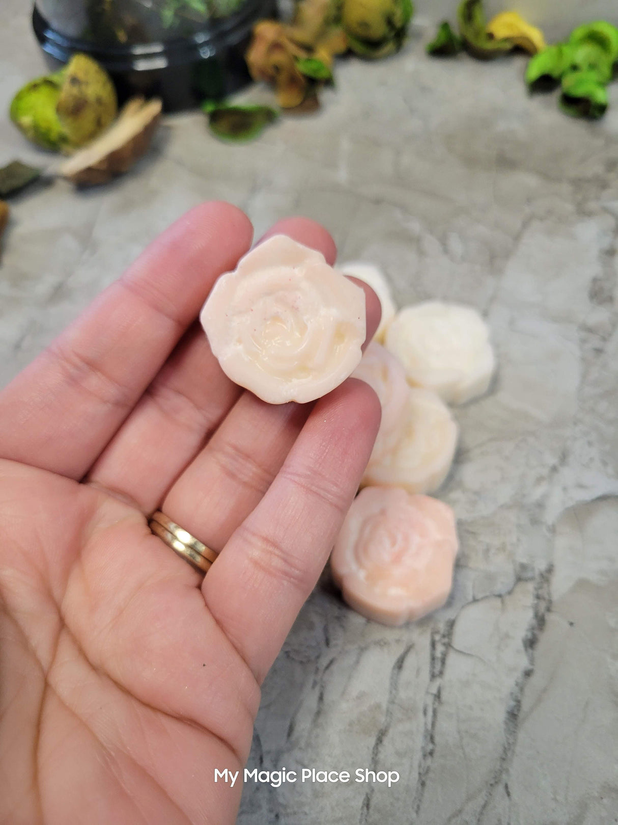 Fresh Cut Roses Wax Melts: Home Fragrance, Cozy Scent (12 Count)