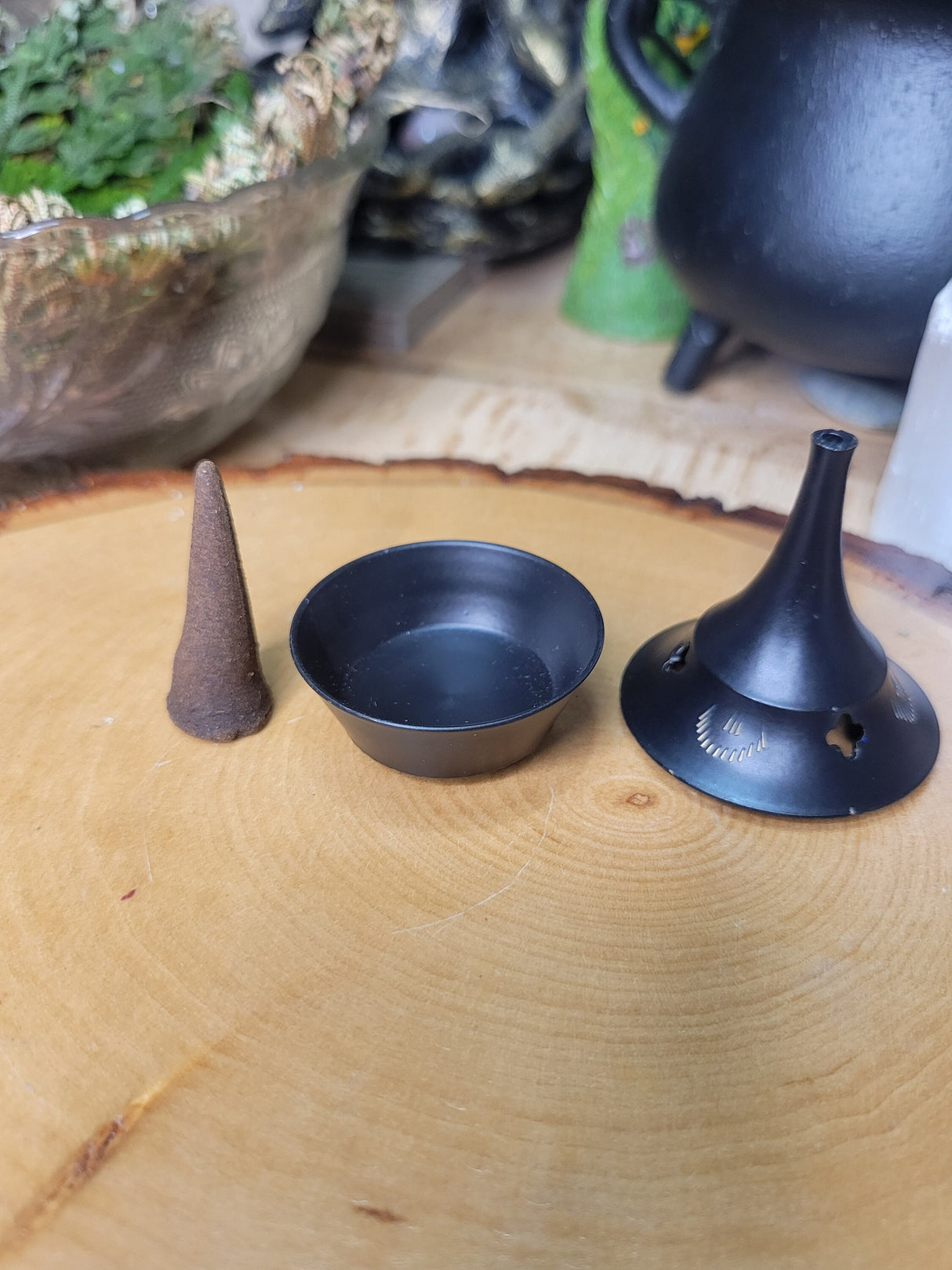 Black Small Incense Cone Burner, Small Metal Incense holder, Gift For Her Altar Home Decor Incense Holder