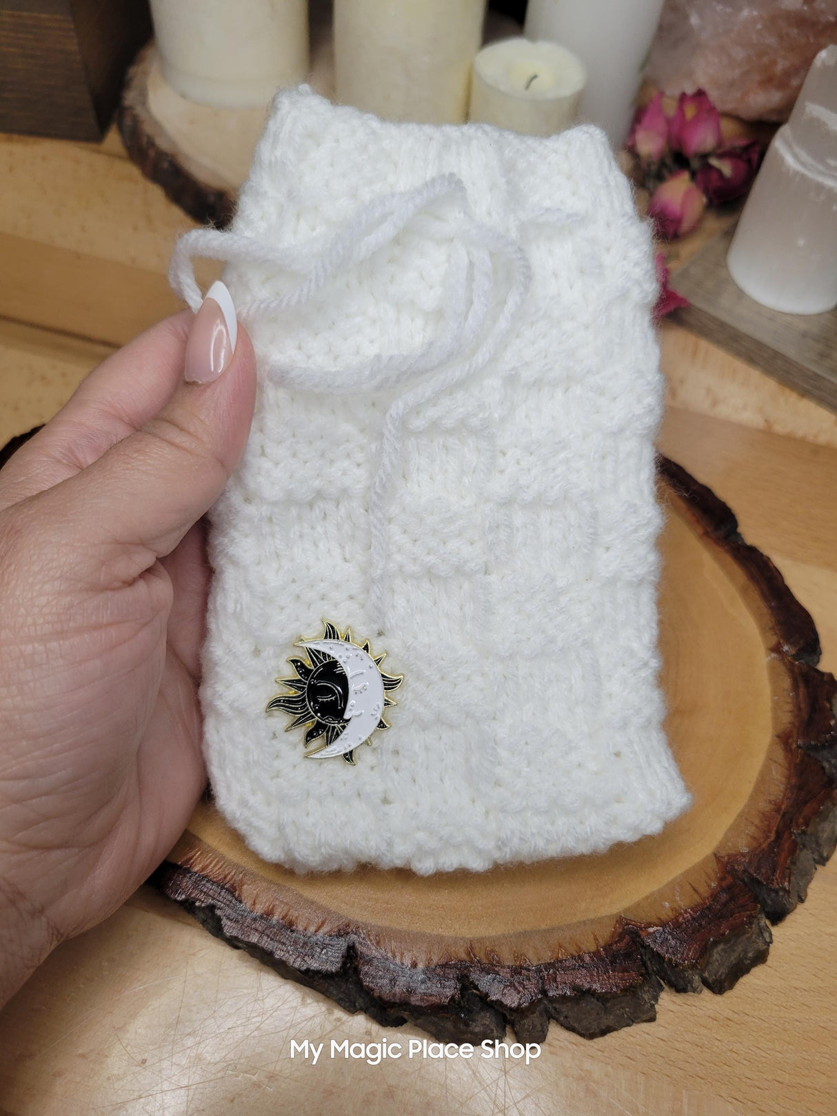 Knitted Talisman Bag Necklace: Amulet Crystal Holder
