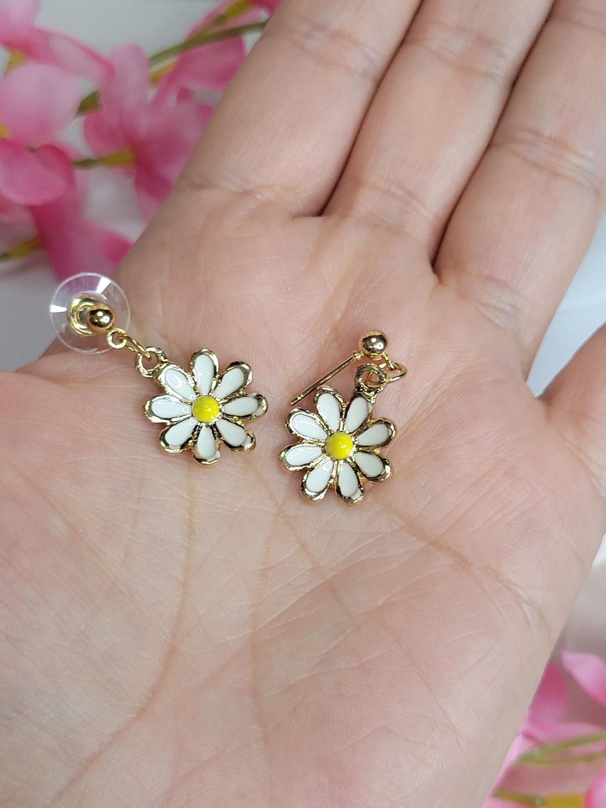 Daysi White Flower Drop Earrings in Simple Design, Casual or Formal Wear