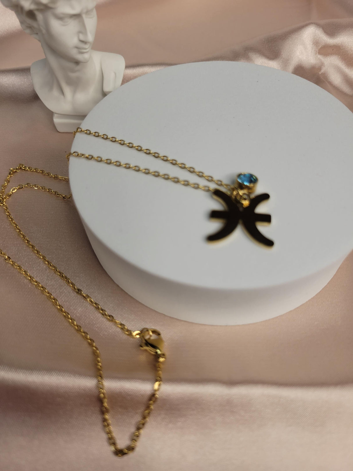 Zodiac Sign Necklace Gold – Astrology Pendant Necklace with Birthstone Charm – Horoscope Jewelry