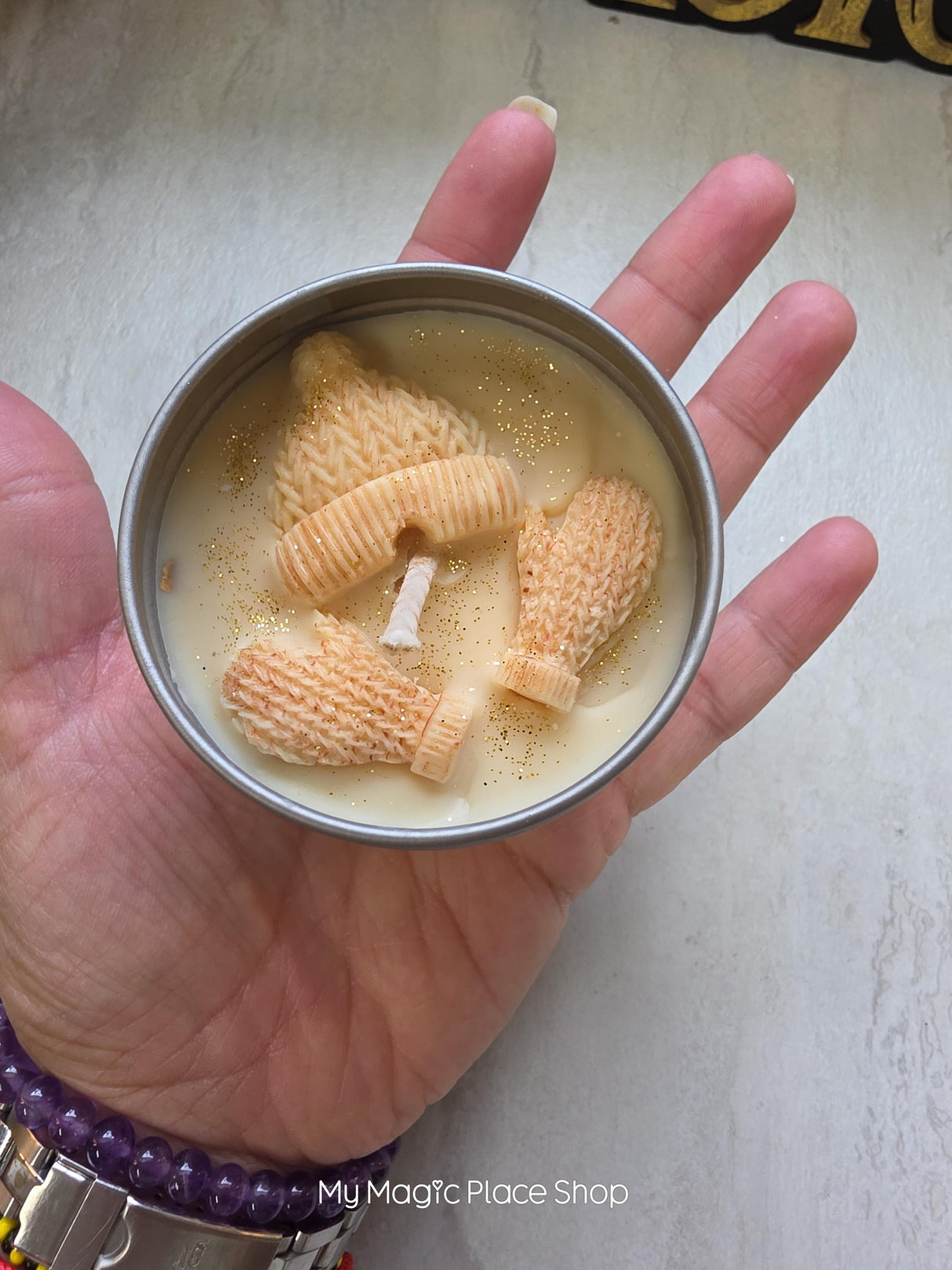 Gingerbread Soy Candle | Hand-Poured Winter Cozy Decor (4 oz)