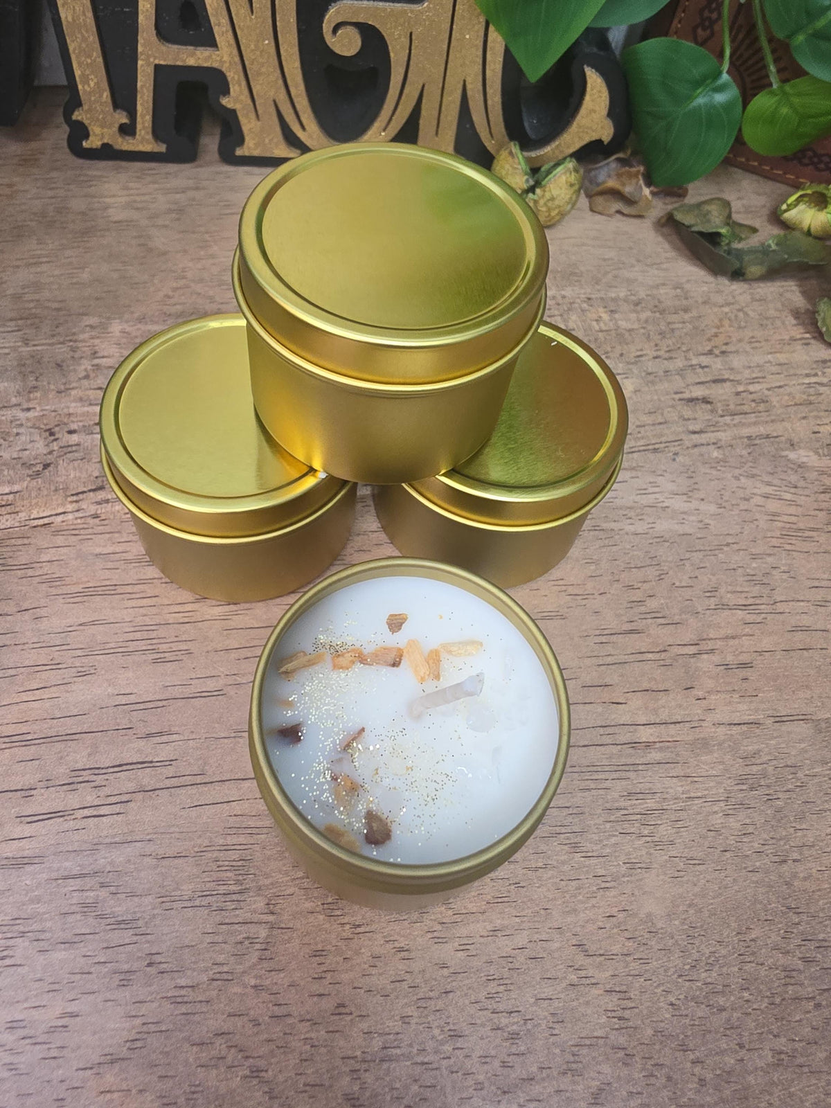 Crystal Candle in Gold Tin, Handmade Soy Wax Candle, Flower Decor, Christmas Gift, Stocking Stuffer, 2oz Mini