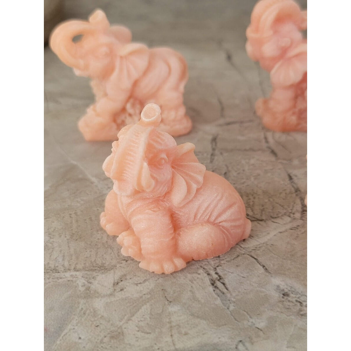 Elephant Mini Statues ,Beautiful Gift Set (Set of 6 Figurines), Mini Elephants -