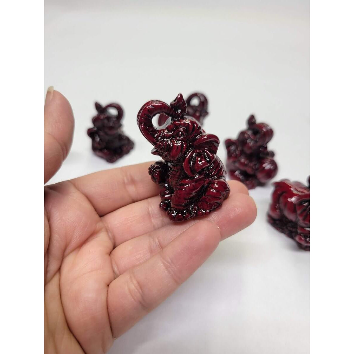 Elephant Mini Statues ,Beautiful Gift Set (Set of 6 Figurines), Mini Elephants -