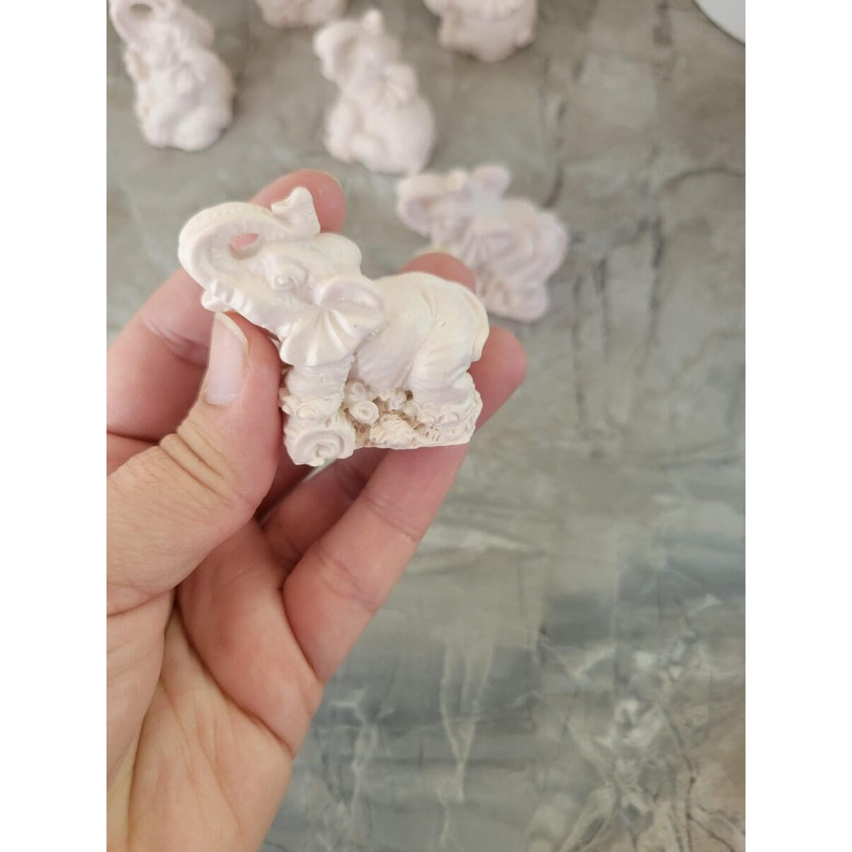 Elephant Mini Statues ,Beautiful Gift Set (Set of 6 Figurines), Mini Elephants -