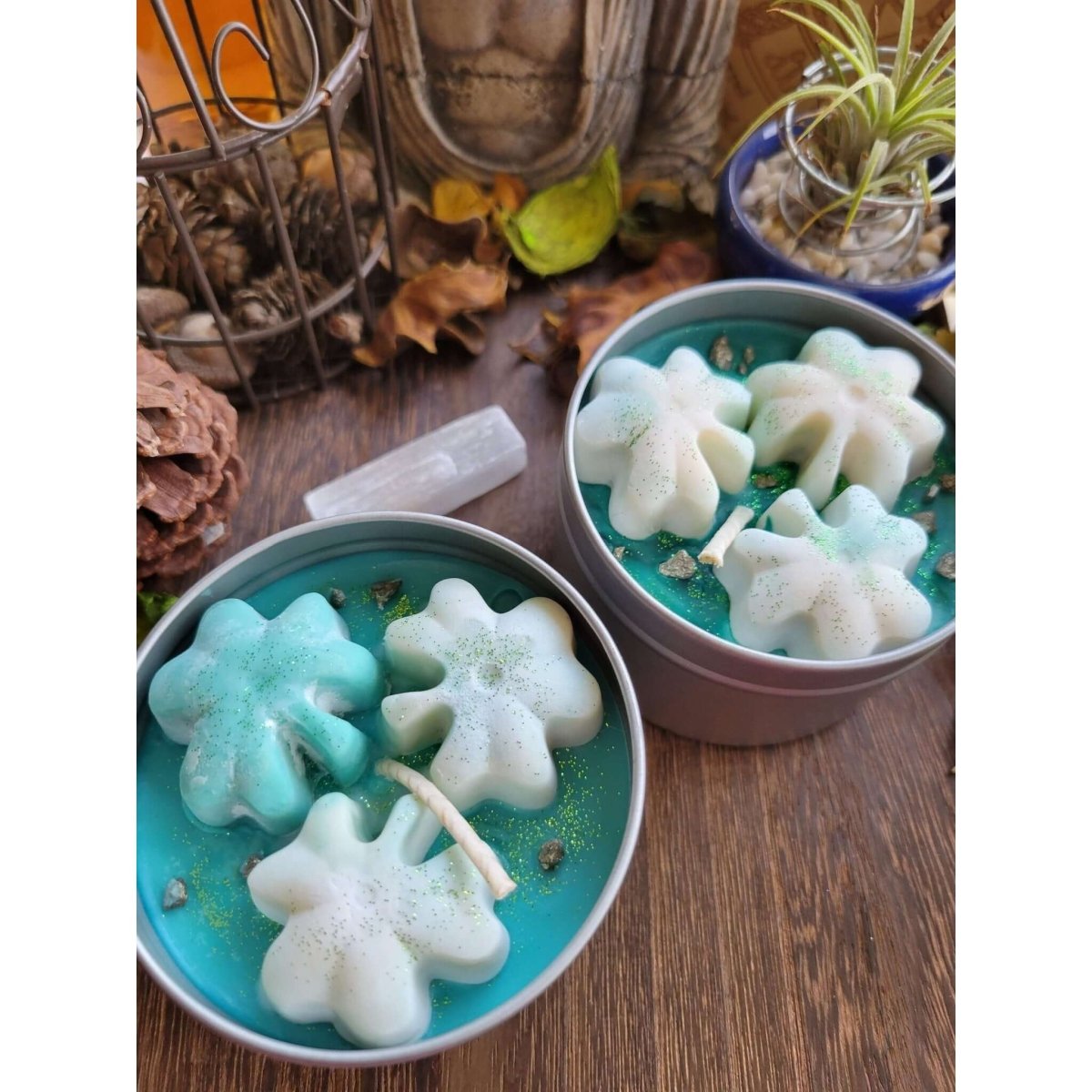 Soy Candles with Crystal chips 8 oz -