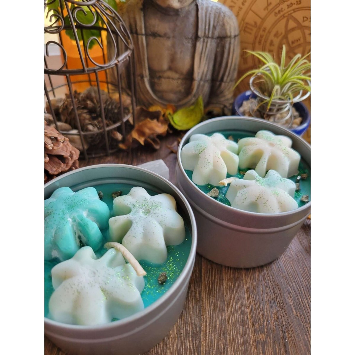 Soy Candles with Crystal chips 8 oz -