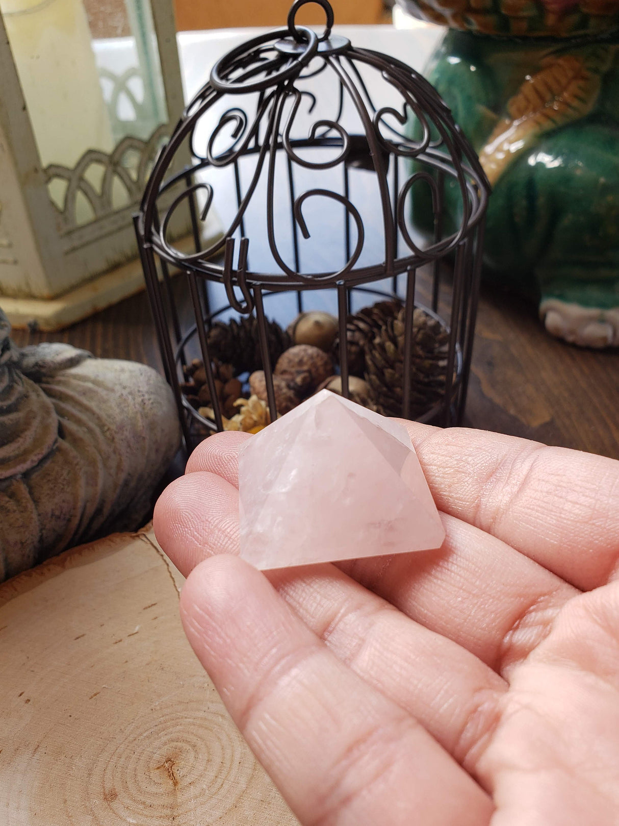Hand Polished Quartz Pyramid (25mm-30mm), Energy Amplification