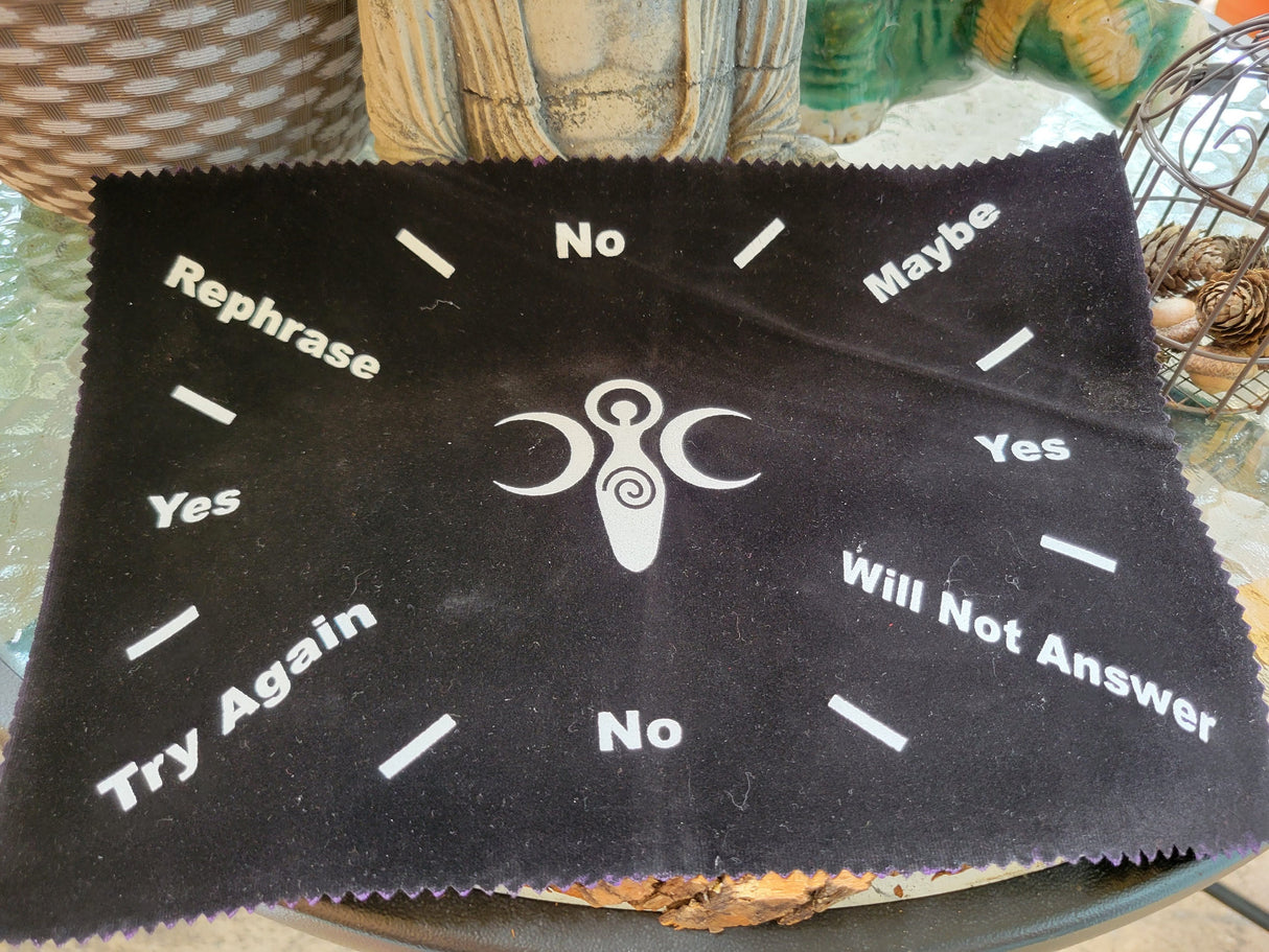 Goddess of Earth Pendulum Mat 8"x12"