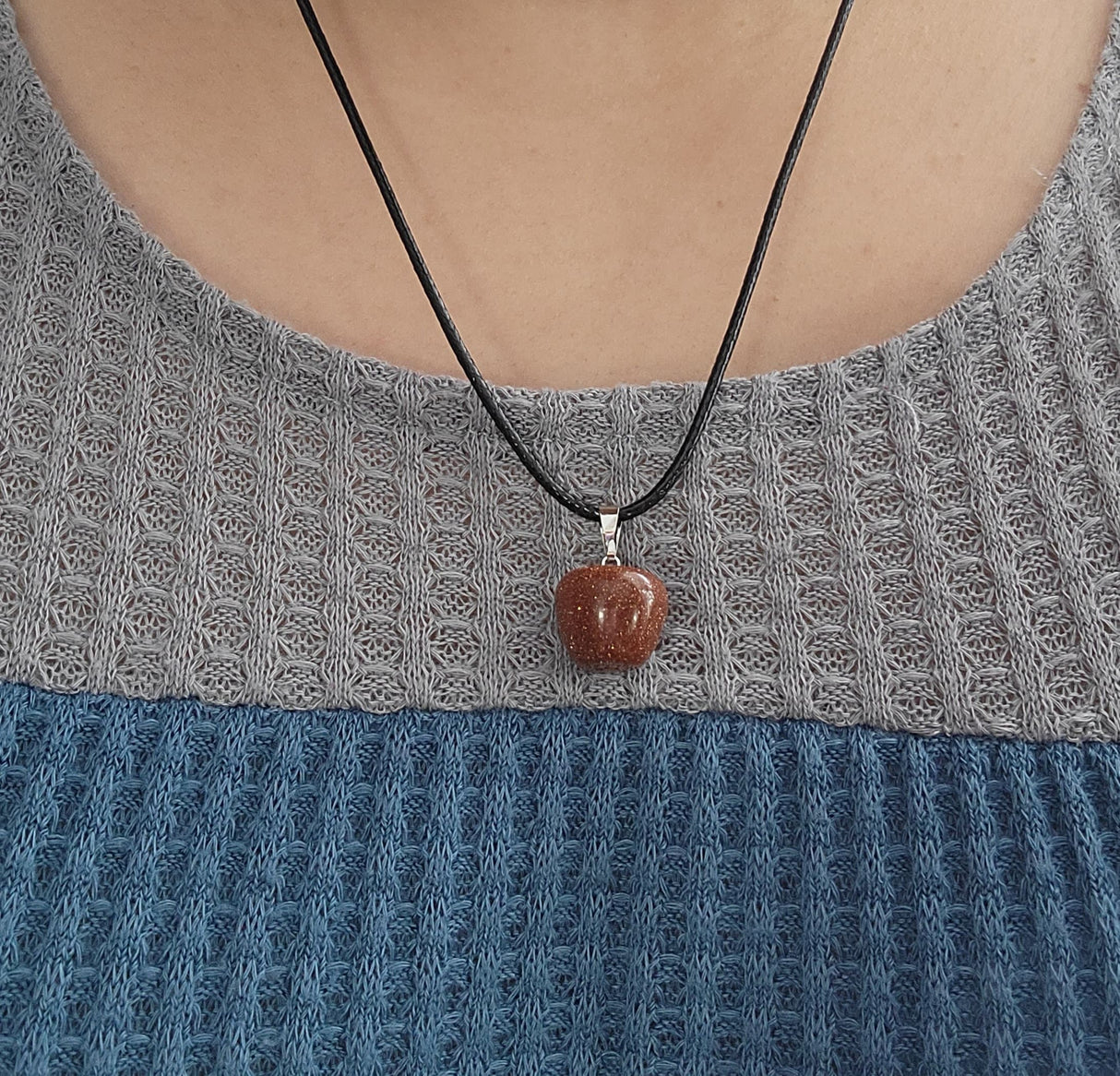 Apple Crystal Pendant: Sparkling Stone Necklace with Cord