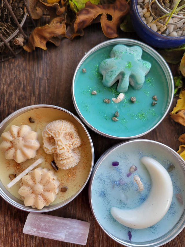 Soy Candles with Crystal chips ,Aromatherapy, 4oz/Candle - Handmade Tin Jar