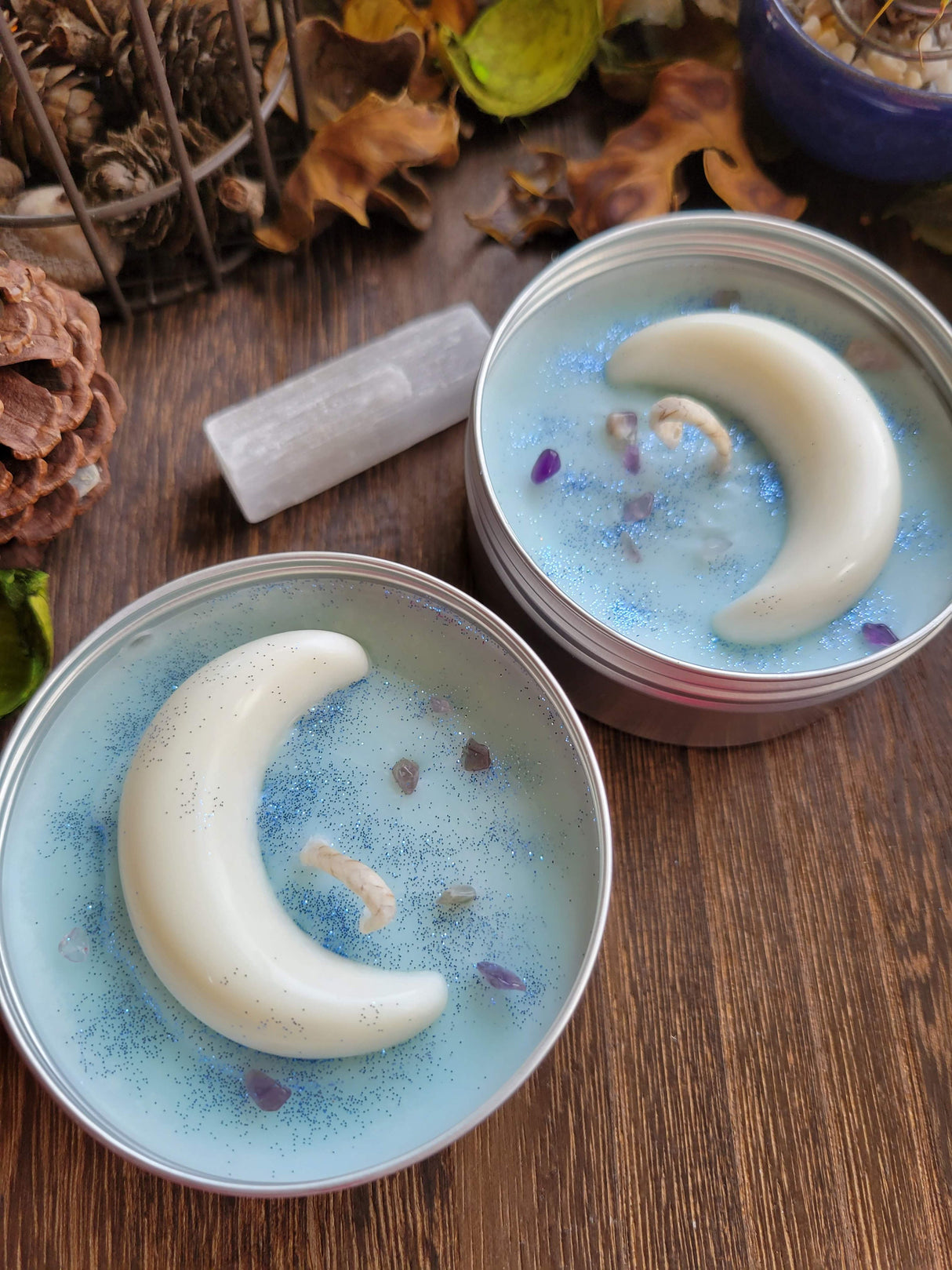 Soy Candles with Crystal chips ,Aromatherapy, 4oz/Candle - Handmade Tin Jar