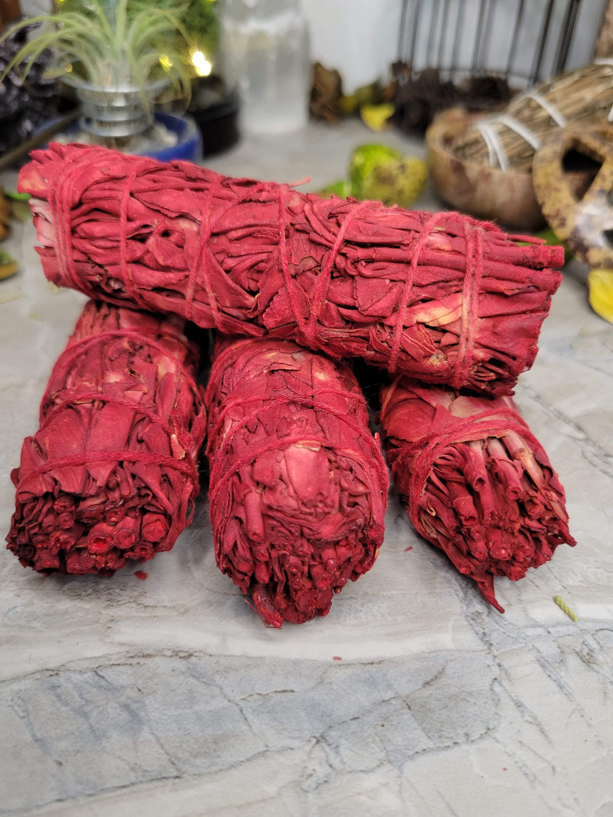 White sage & dragons blood smudge stick - 4"