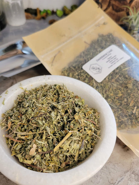 Damiana leaf, cut & sifted 1oz, decoration herbs, Ounce herbs Dried Flowers