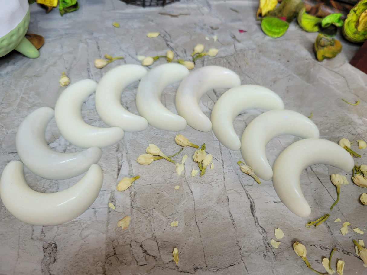 Moon Wax Melts: Scented Soy Wax, Essential Oils (9 Moons)