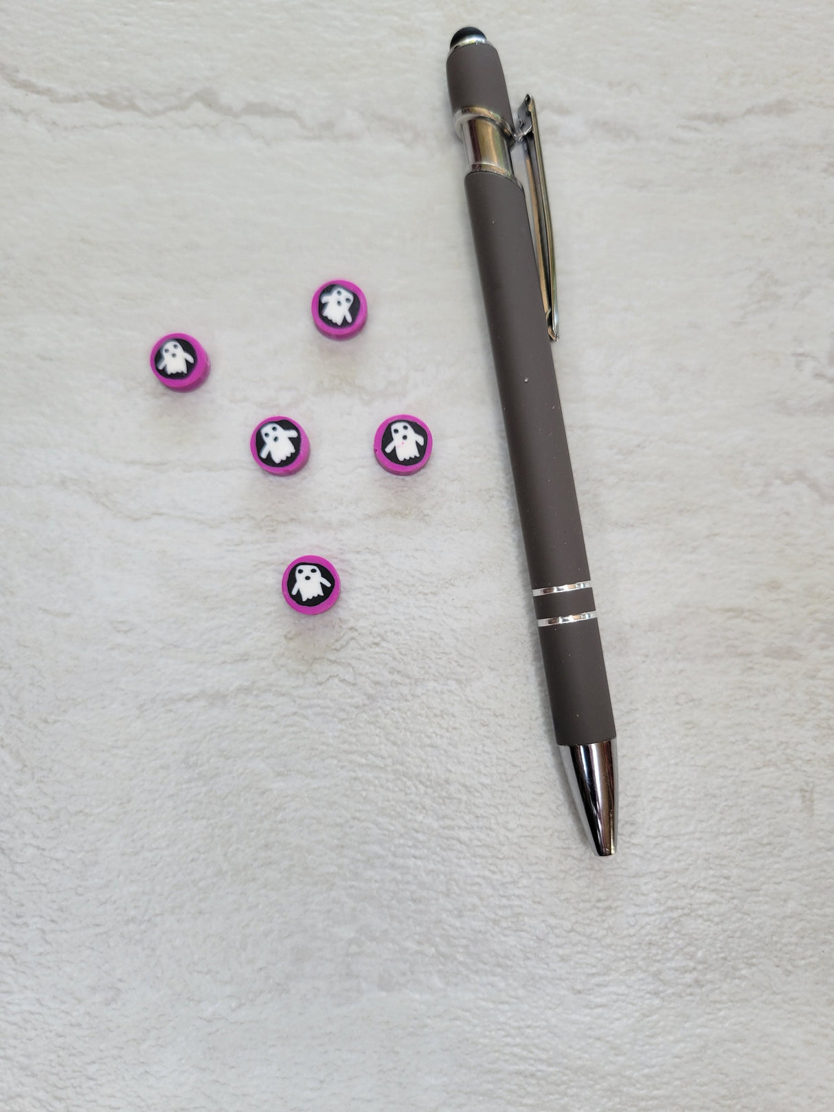 Halloween theme handmade polymer clay beads, flat round with ghost