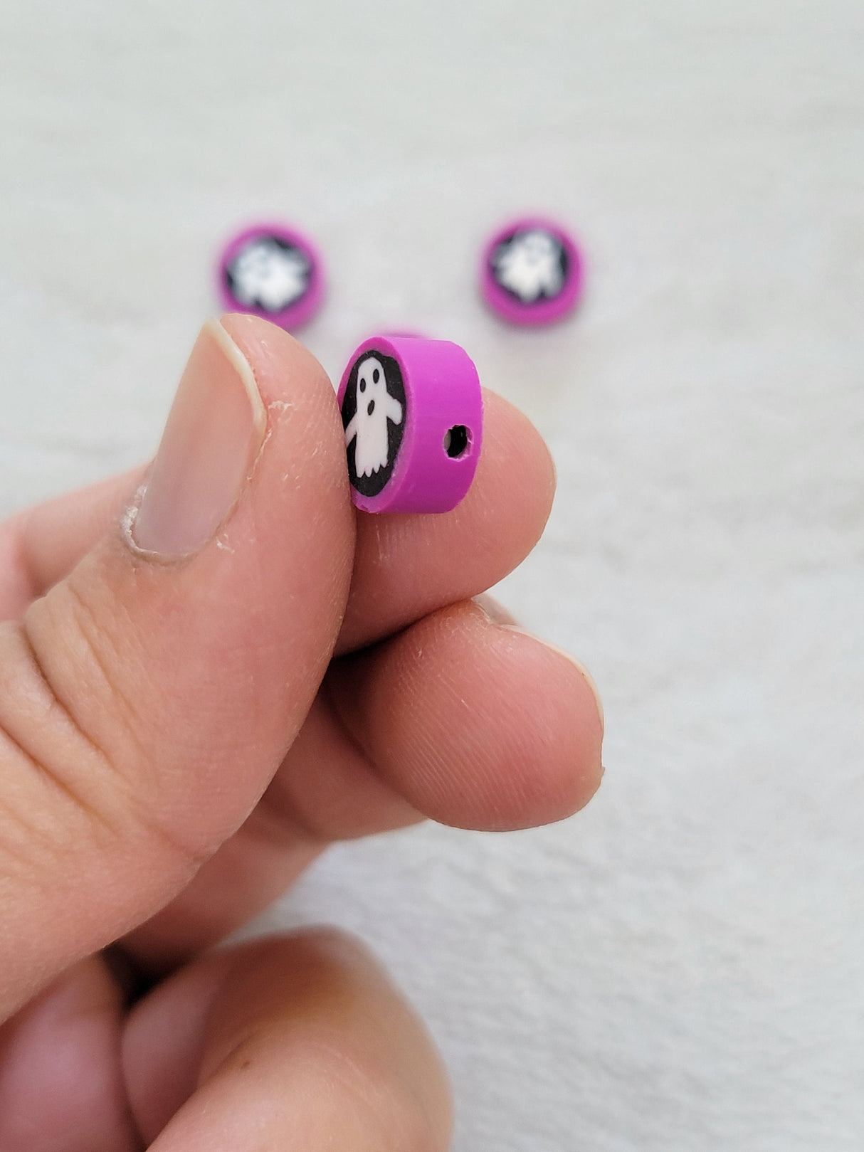 Halloween theme handmade polymer clay beads, flat round with ghost