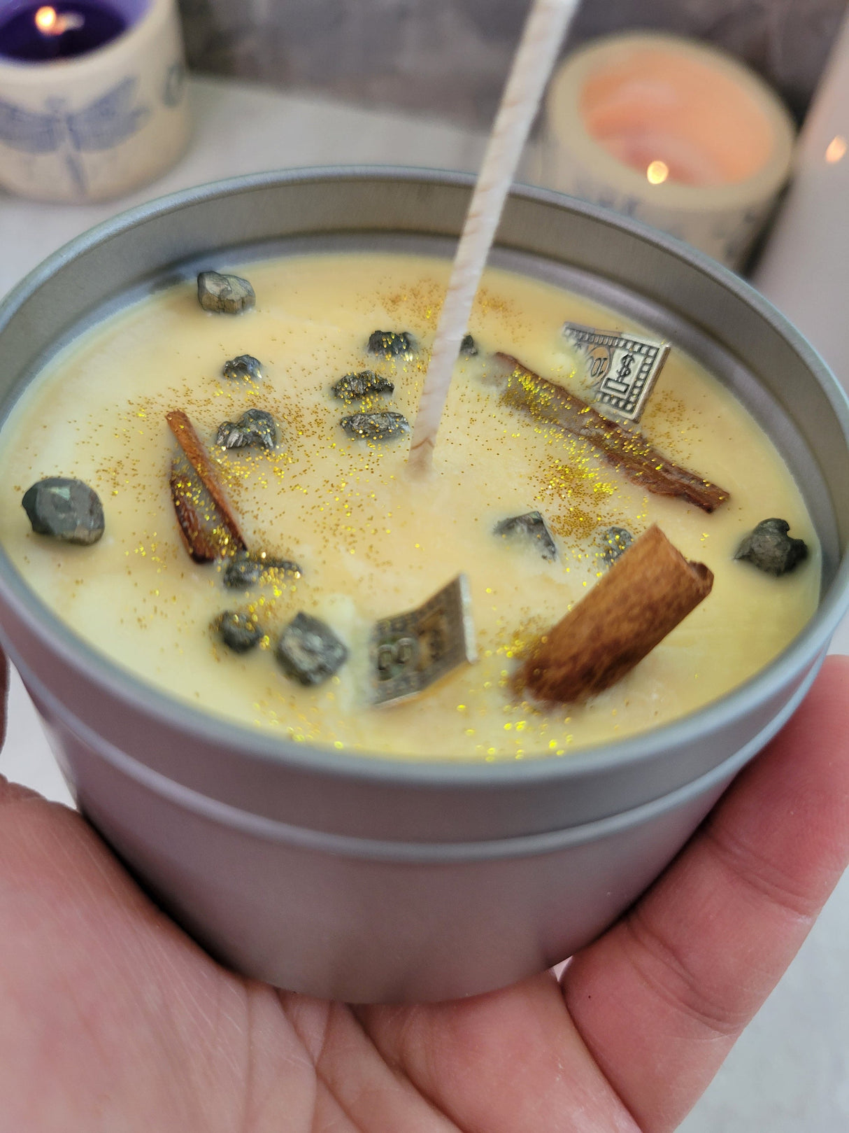 Prosperity Candle: Cinnamon Apple Scented Soy Candle with Pyrite