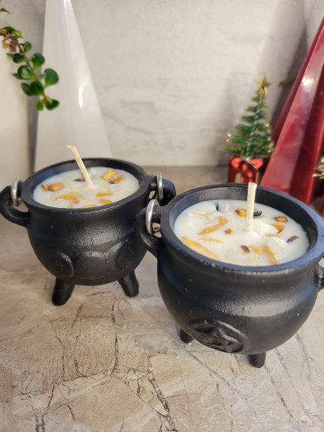 Triple Moon Cauldron Candle: Palo Santo Soy Wax, Clear Quartz Crystal