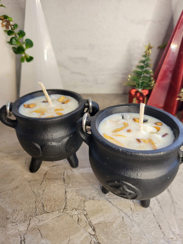 Triple Moon Cauldron Candle: Palo Santo Soy Wax, Clear Quartz Crystal