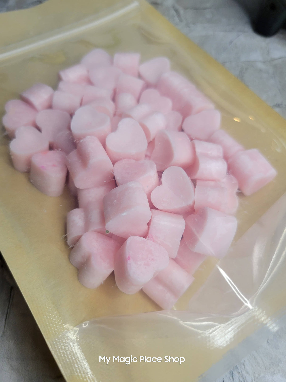 Handmade Soy Wax Melts: Scented Hearts, Essential Oils