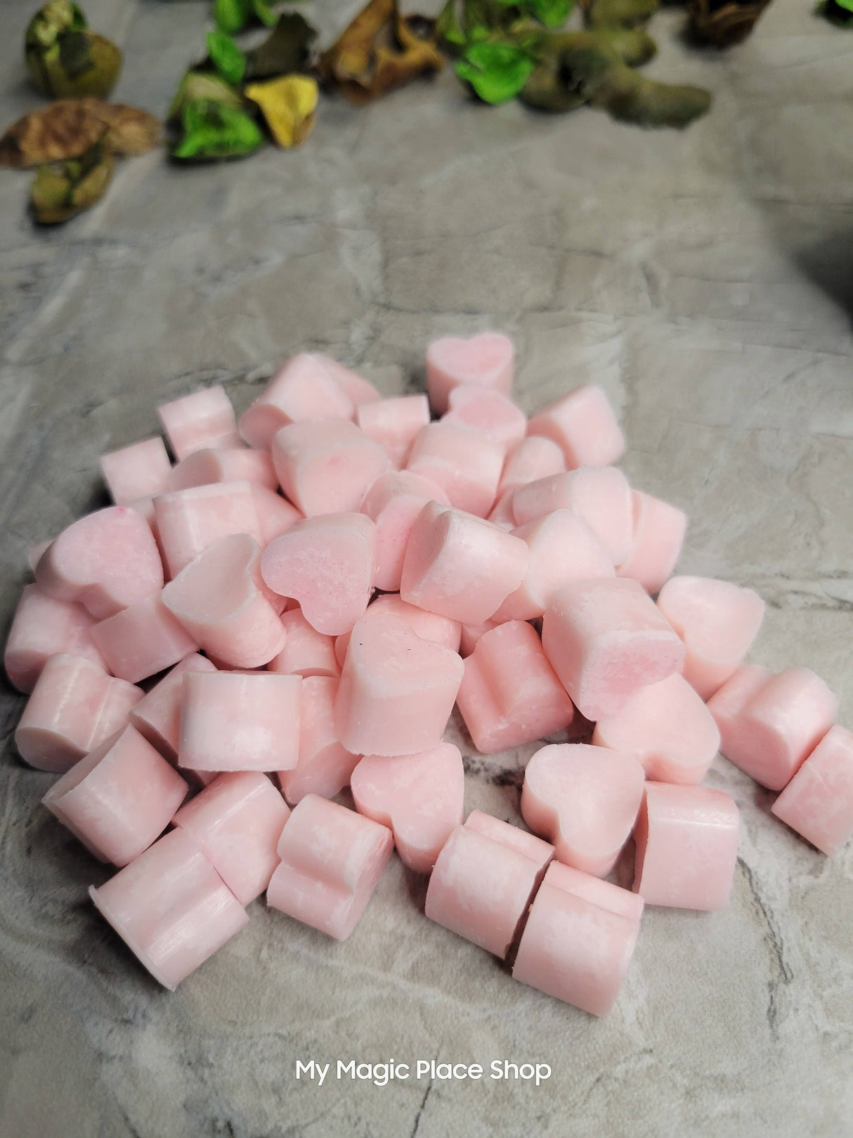 Handmade Soy Wax Melts: Scented Hearts, Essential Oils