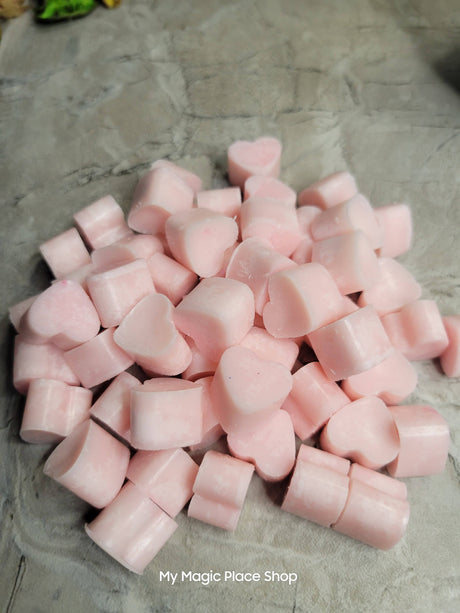 Handmade Soy Wax Melts: Scented Hearts, Essential Oils