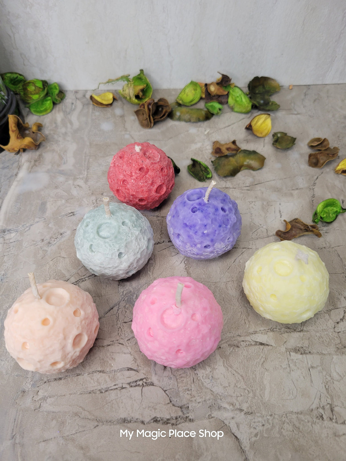 Handmade Soy Wax Moon Candle: Scented Small Candle (2 oz)