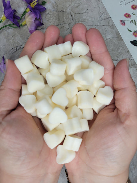 Handmade Soy Wax Melts: Scented Hearts, Essential Oils
