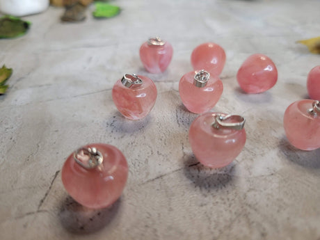 Cherry Quartz Glass Apple Pendant: 14mm Crystal Charm