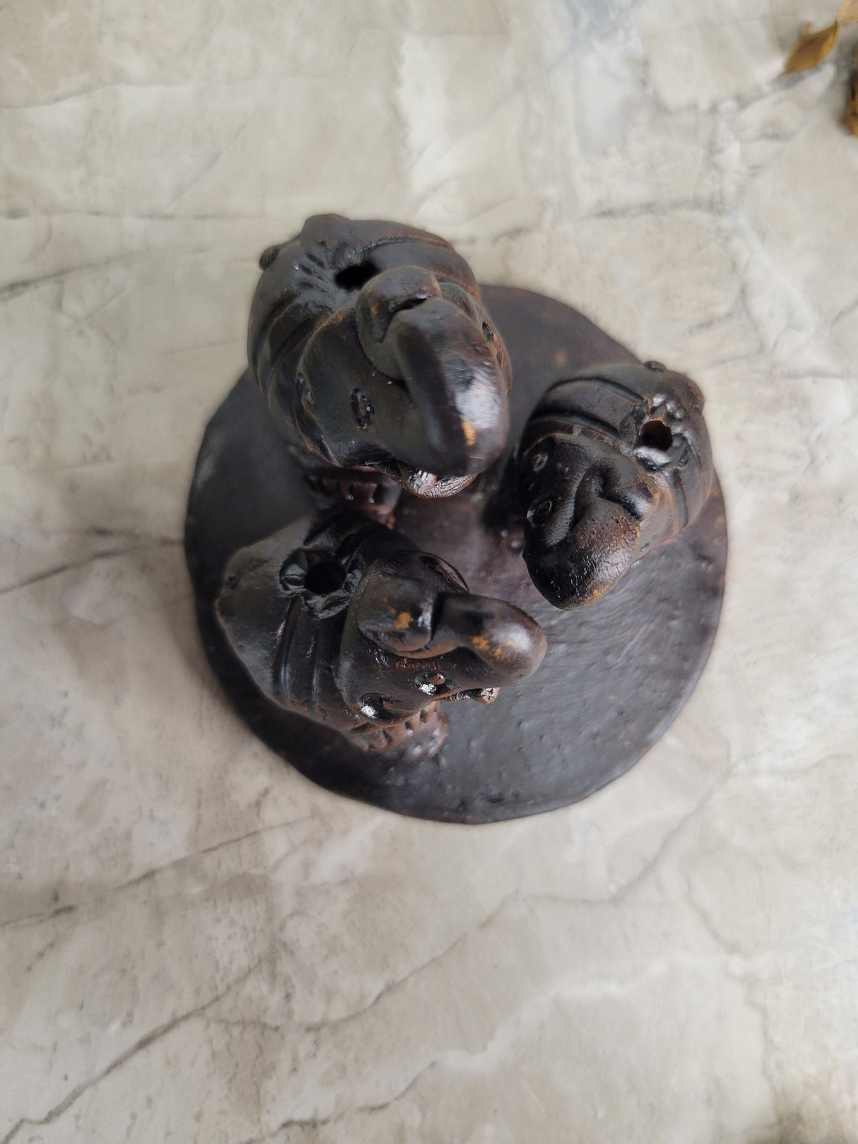 Handcrafted Ceramic Elephant Incense Holder: Triple Elephant Design