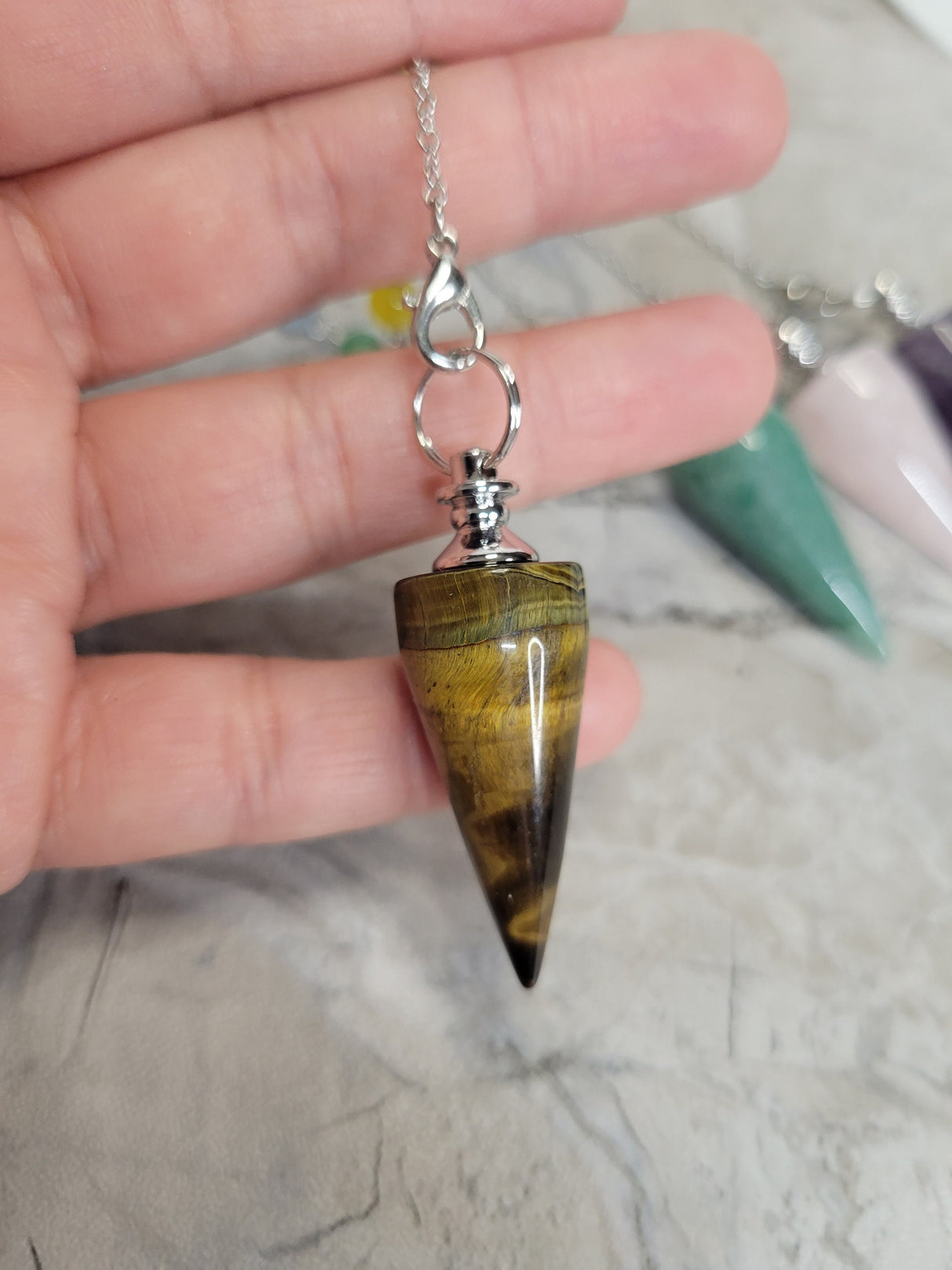 Seven Chakra Crystal Pendulum: Dowsing Divination Tool