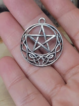 Witches Knot Pentagram Necklace: Protection Charm