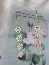 White Daisy Flower Earrings Gold Plated Boho Style Floral Jewelry for Women Bridesmaid Gift