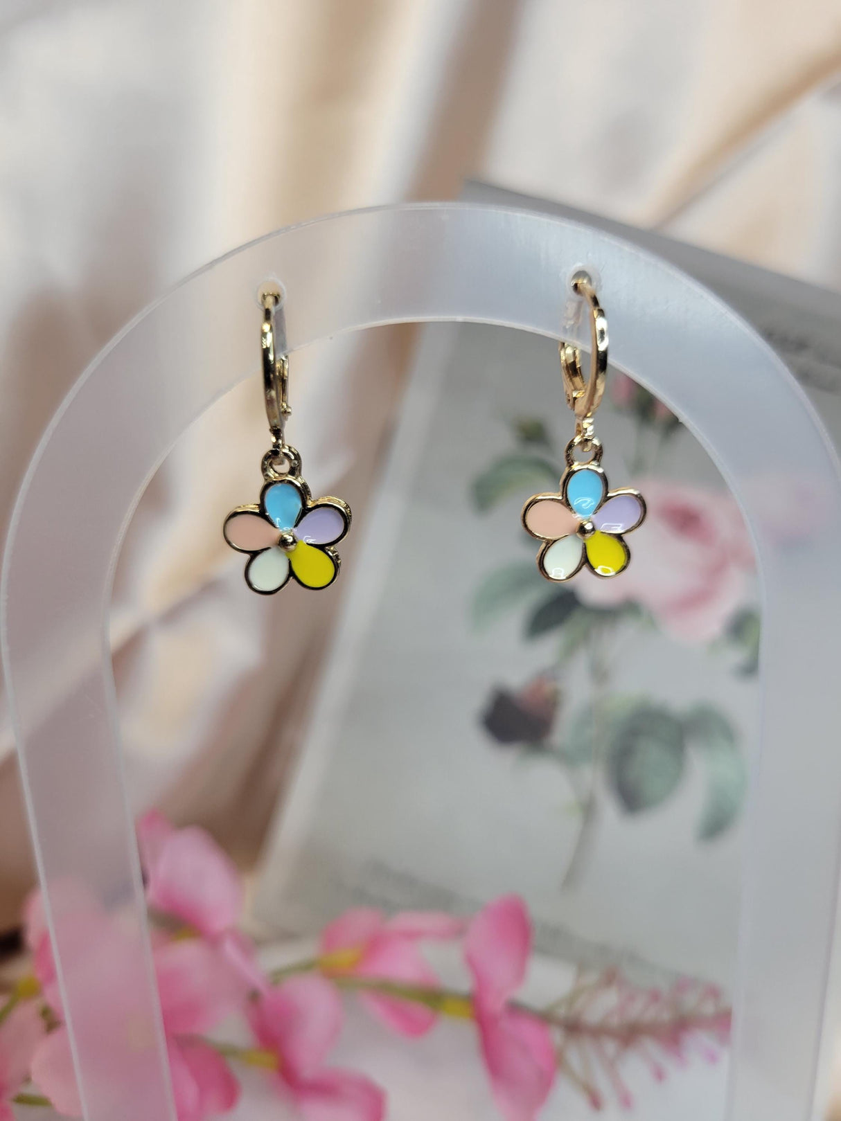 Pastel Enamel Daisy Flower Hoop Earrings – Gold Huggie Floral Dangle Boho Jewelry