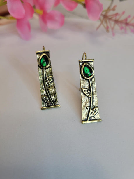 Green Witch Vine Earrings - Handcrafted Nature-Inspired Jewelry for Mystical Style - Ideal Gift for Witches