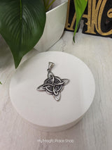 Witches Knot Necklace, Protection Charm Necklace, Witches Necklace, Knot Protection Necklace