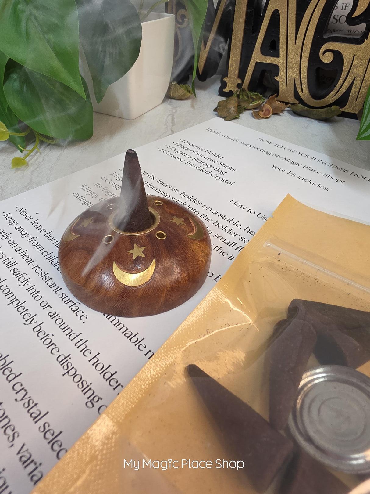 Moon and Stars Incense Cone Burner Gift Set, Wooden Incense Holder with 10 Incense Cones, Scent Choice, Home Fragrance Kit, Meditation Gift