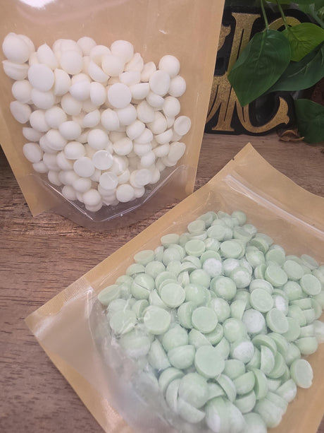 Handmade Soy Wax Melts, 100% Soy, Essential Oils, Phthalate-Free Fragrance (4 oz)