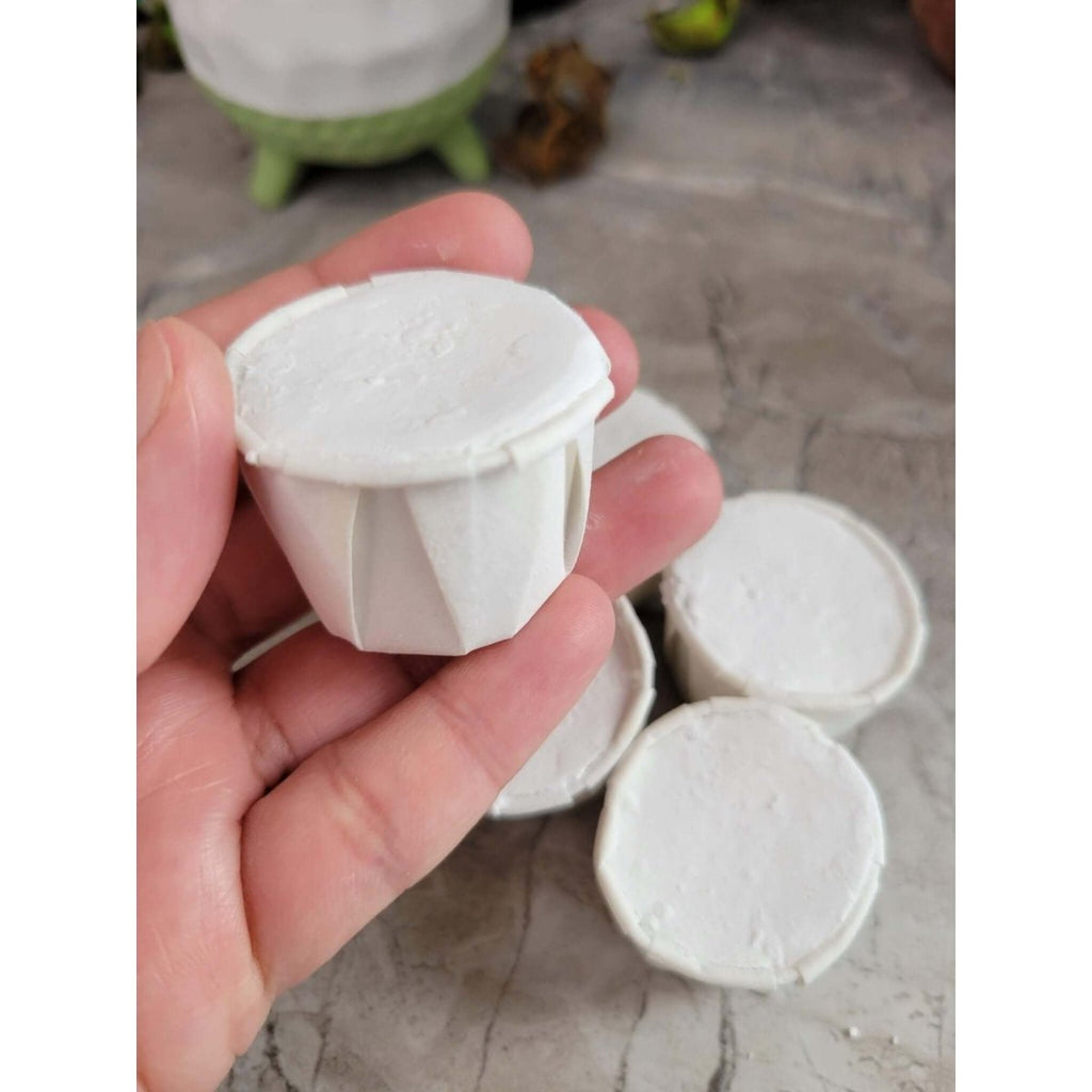 Cascarilla Eggshell Powder for protection and cleansing -cascarilla