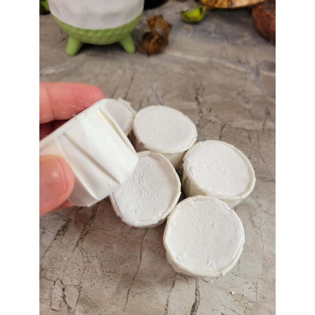 Cascarilla Eggshell Powder for protection and cleansing -cascarilla