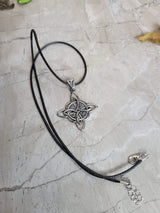 Witches Knot Necklace, Protection Charm Necklace, Witches Necklace, Knot Protection Necklace