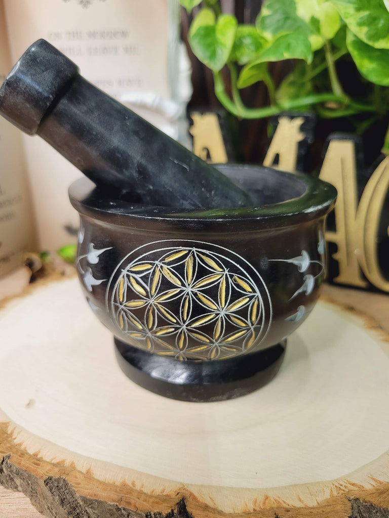 Flower of Life Black Mortar and Pestle, Flower of Life Soapstone Herb Grinder Handmade Mortar